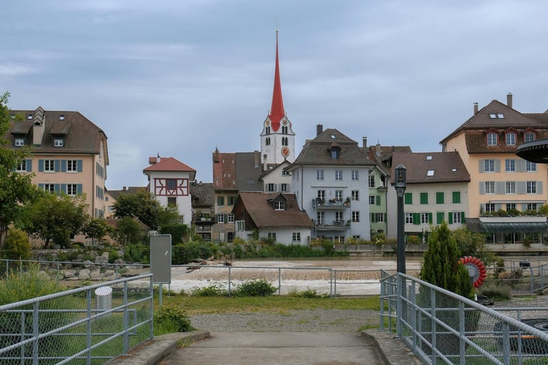 Baarerstrasse 14, Zug — our office on the main business artery of the canton
