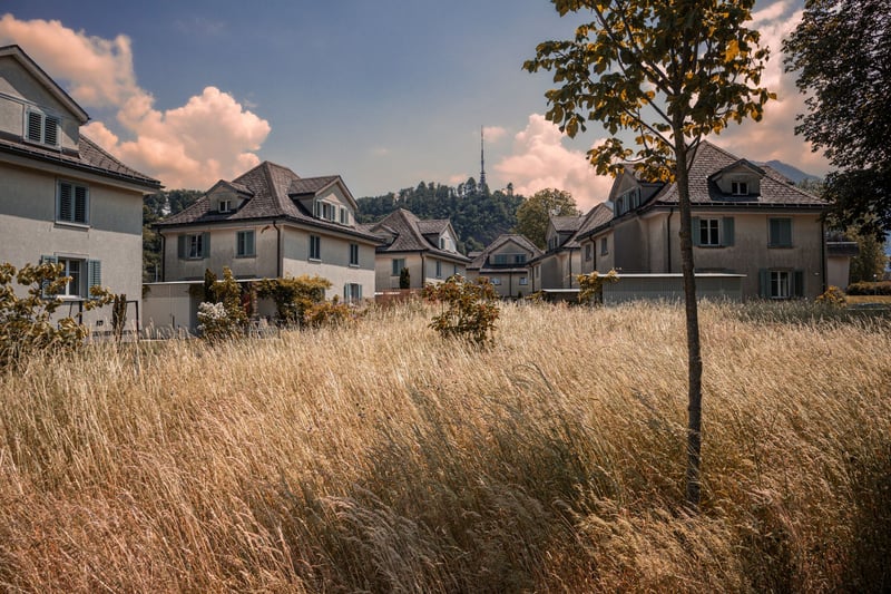 Buying property in Switzerland: Who can buy without authorisation, and who cannot