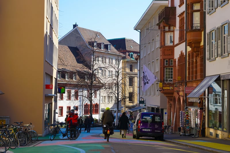 Cost of living in Switzerland: Mandatory health insurance: the cost most guides under-explain