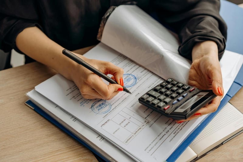 Financial-services compliance audit office — Swiss SRO crypto licence